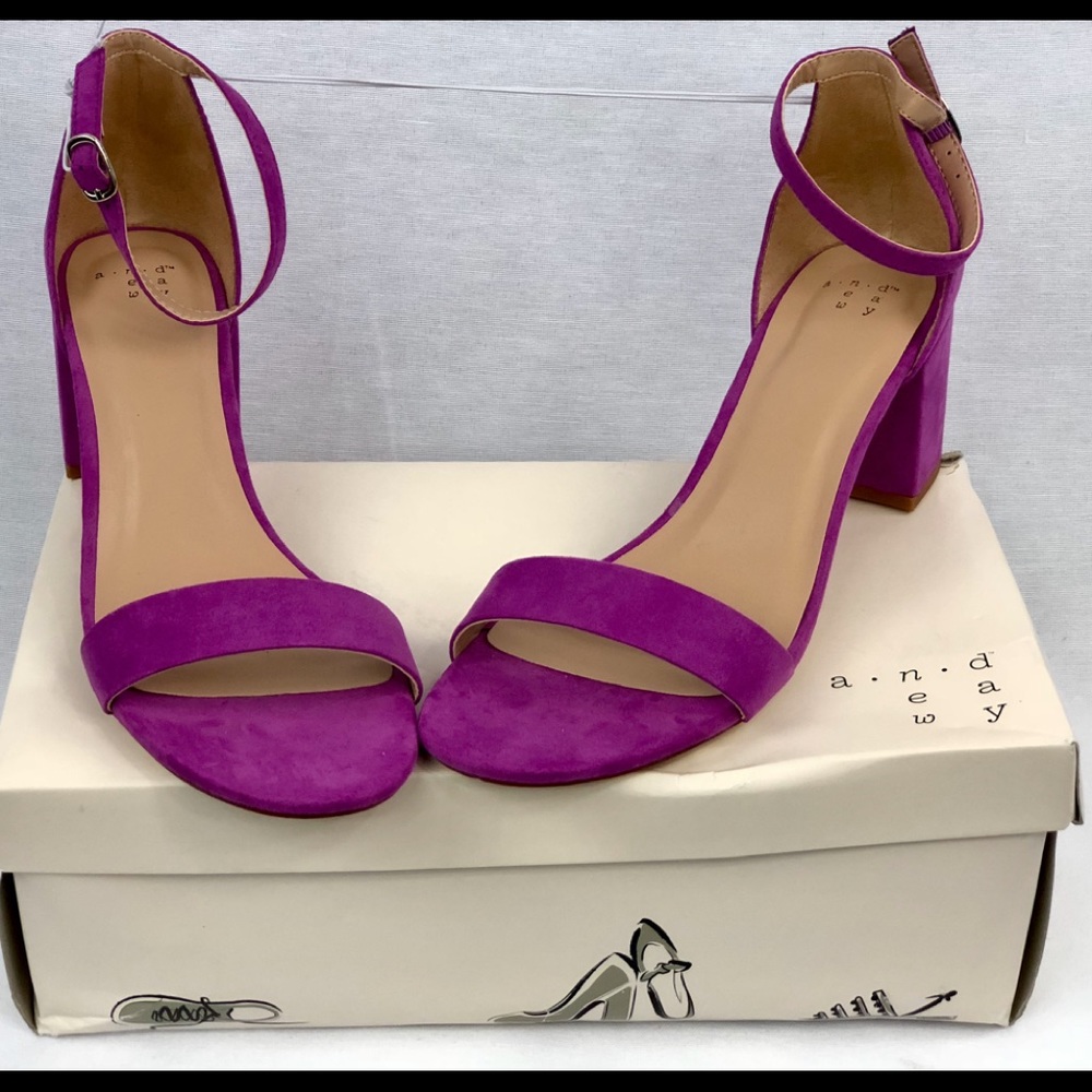 Woman’s formal dress strap mid heel shoes